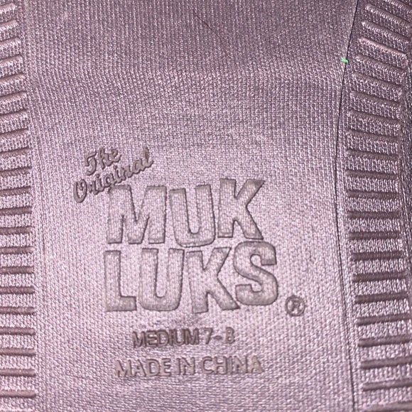 Women’s Muk Luks Amira Slipper size 7-8 - Picture 4 of 4